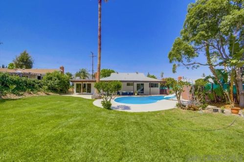 8155 Blue Lake Dr, San Diego, CA 92119-3327