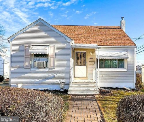 212 Cox Ave, Yardley, PA 19067-2202