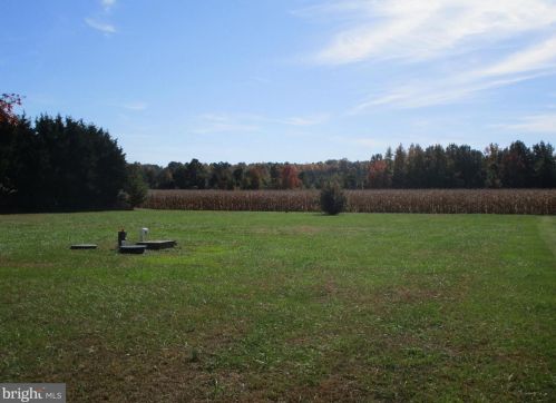 1672 Vernon Rd, Harrington DE  19952-4718 exterior