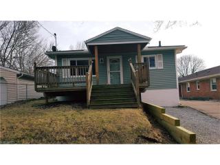 1640 Bronson Rd, Akron, OH 44305-1414