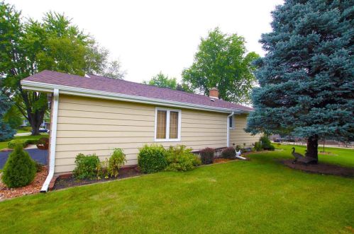 1024 Georgetown Ter, Beaver Dam, WI 53916-1922