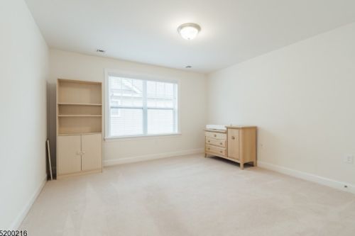 38 Walnut St, Little Falls NJ  07424-1402 exterior