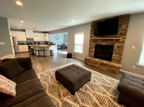 1057 Oakbrooke Dr, Canonsburg, PA 15317-6227