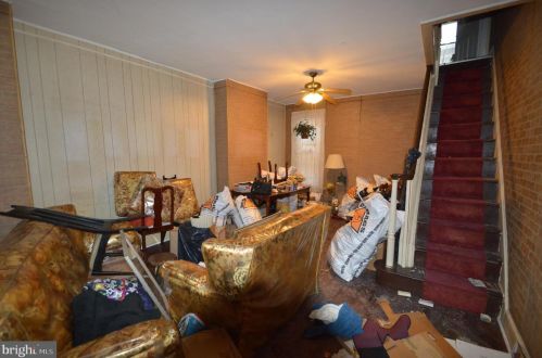 2833 Amber St, Philadelphia PA  19134-3930 exterior