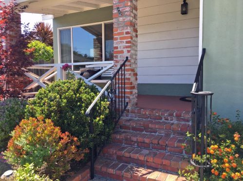 35 Cozzolino Dr, Millbrae, CA 94030-1301