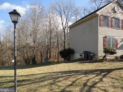 9846 Dominion Forest Cir, Fredericksburg VA  22408-9510 exterior