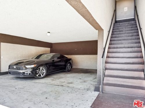 6709 Woodley Ave, Van Nuys, CA 91406-6809