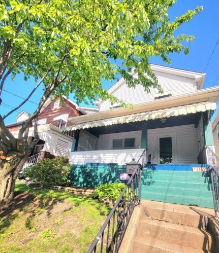 1415 Sumac St, Mckeesport PA  15132-5430 exterior