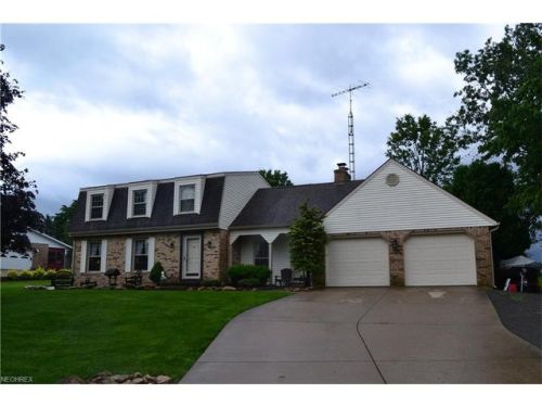 1312 Melrose Cir, Bolivar, OH 44612-8889
