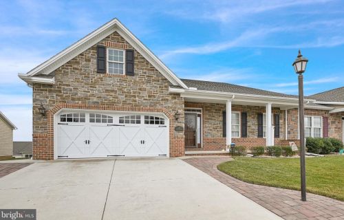 126 Stoners Cir, Littlestown, PA 17340-1165