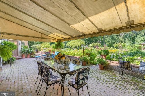 71 Tunbridge Rd, Haverford PA  19041-1038 exterior