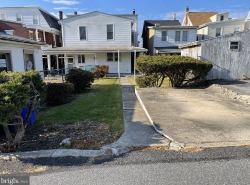 316 Union St, Schuylkill Haven, PA 17972-1327