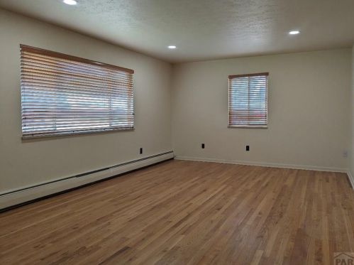 63 Loyola Ln, Pueblo, CO 81005-1656