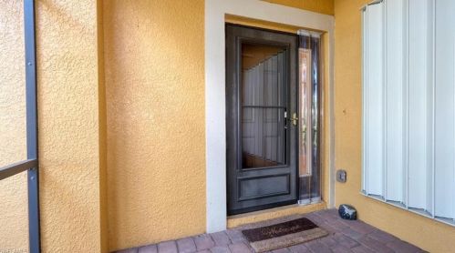 18269 Minorea Ln, Lehigh Acres, FL 33936-6048