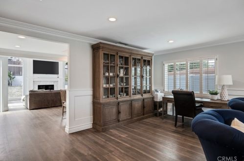 1336 1st St, Manhattan Beach CA  90266-6902 exterior