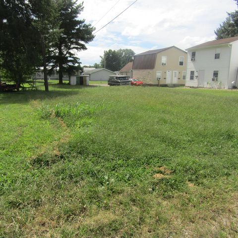 659 Oliver St, Middleport, OH 45760-1263