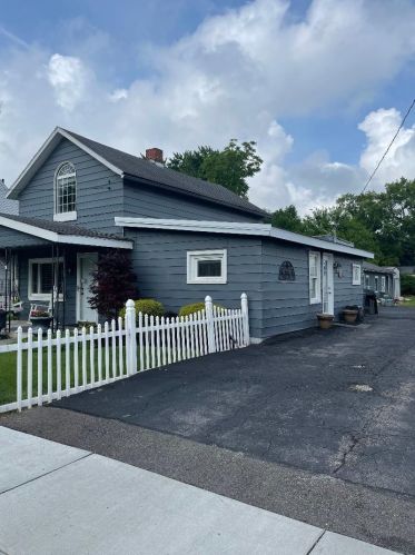 553 Park St, Marion, OH 43302-2448
