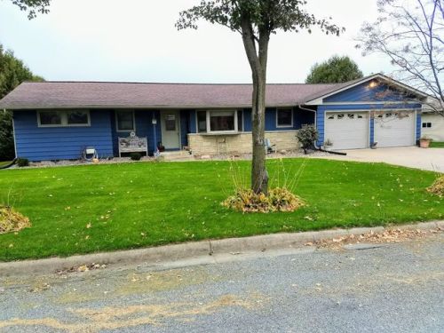 20592 Ridge Ave, Centerville, WI 54630-8063