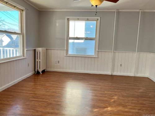 19 Myrtle Ave, Middletown NY  10940-4122 exterior