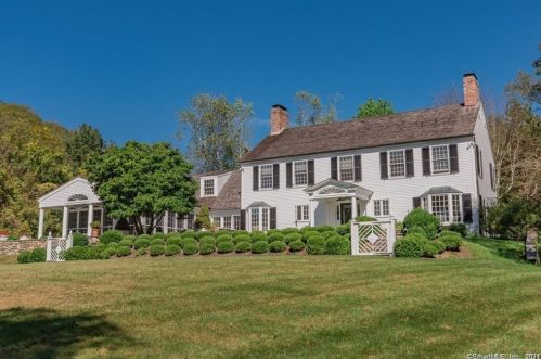 132 Geer Hill Rd, Lyme, CT 06371-3017