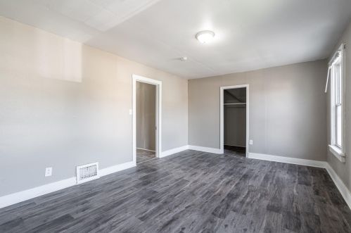 1270 43rd St, Milwaukee WI  53208-2721 exterior