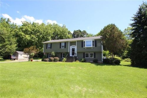 6 Ridgeview Ter, Brookfield Center, CT 06804-1134