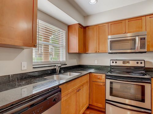 5420 Michigan St, Orlando, FL 32812-5364