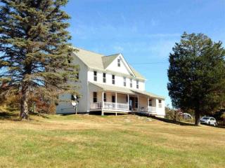 399 Brown Rd, Ellenville, NY 12428-5939
