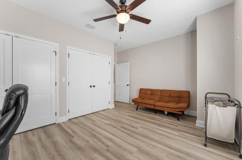 31 8th Ave, Shalimar FL  32579-1806 exterior