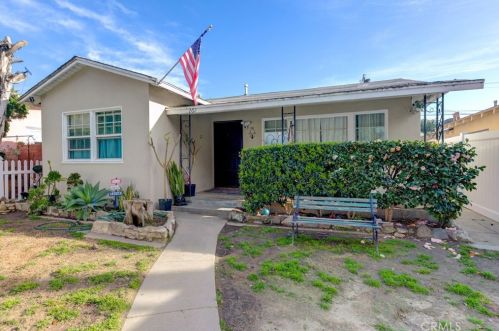 262 68th Way, Long Beach, CA 90805-1228