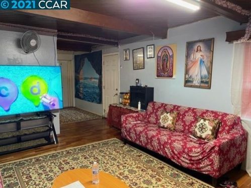 93 Canal Dr, West Pittsburg, CA 94565-1410