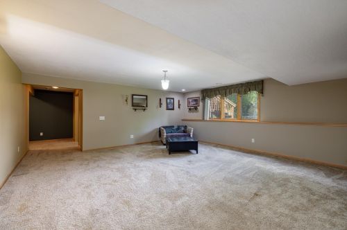 117 Arbor St, Waterford MN  55057-2897 exterior