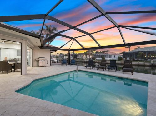 773 Holly Ct, Marco Island FL  34145-1915 exterior