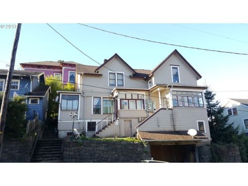 765 11th St, Tongue Point, OR 97103-4134