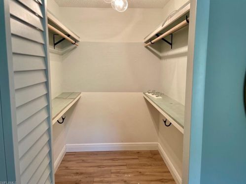 1011 4th Pl, Cape Coral FL  33990-1521 exterior