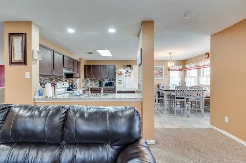 2821 Custer Dr, Denton TX  76210-6449 exterior