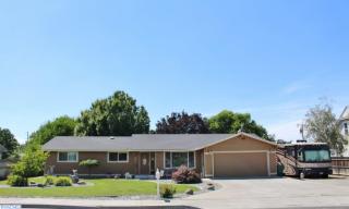 517 Jean St, Kennewick, WA 99336-3404