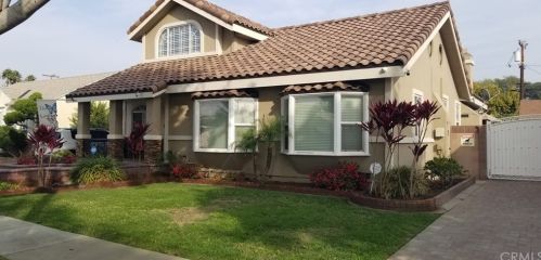 6112 Whitewood Ave, Lakewood, CA 90712-1243