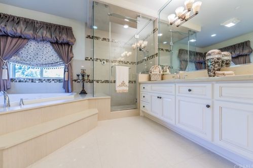 5735 Primrose Ave, Temple City CA  91780-2508 exterior