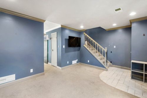 3109 School Pl, Finleyville, PA 15332-1356