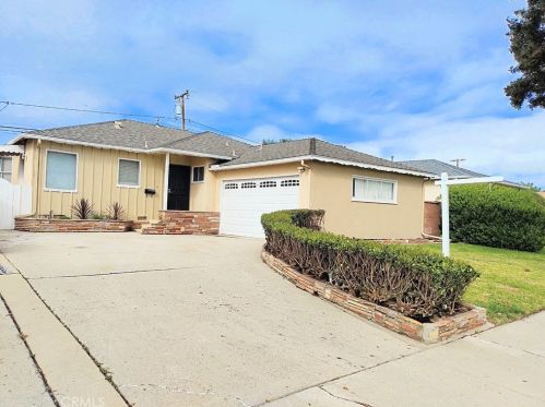 3231 166th St, Torrance CA  90504-1729 exterior