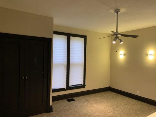 211 Market St, Washington Ch OH  43160-1353 exterior