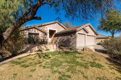 1028 Roca St, Gilbert AZ  85296-3675 exterior