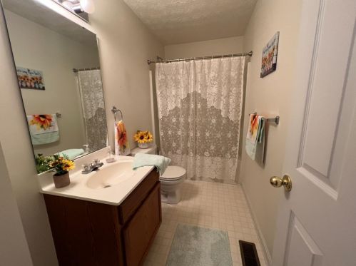 2326 Pleasant Meadows Dr, Stonelick OH  45103-3183 exterior