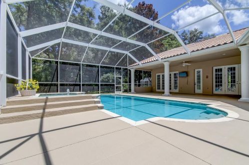 3874 Crescent Cove Pl, Tarpon Springs FL  34688-7708 exterior