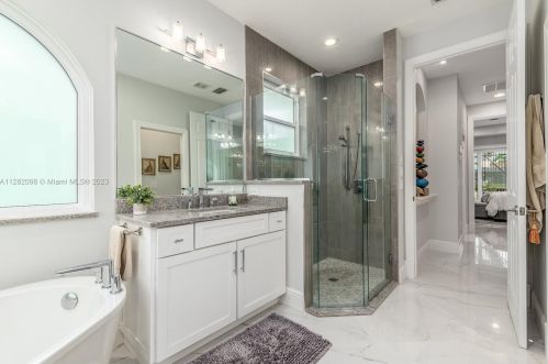 8801 One Putt Pl, Fort Pierce FL  34986-3068 exterior