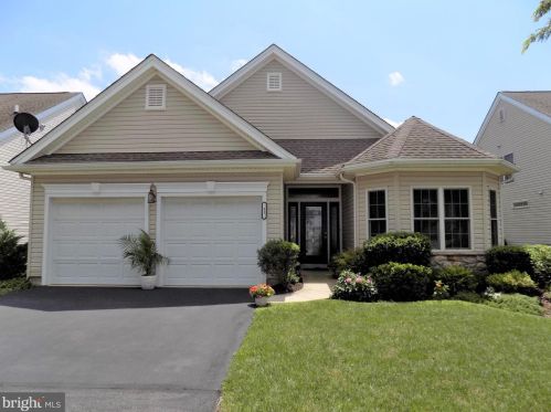 31 Glasgow Way, Easton, PA 18045-2185
