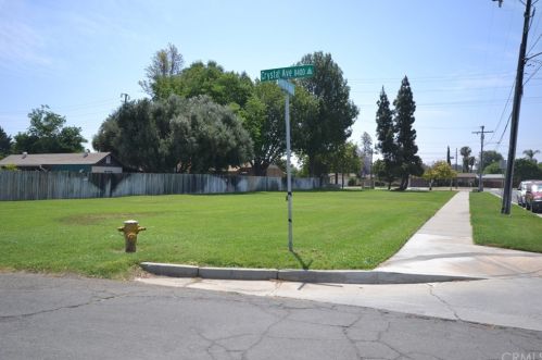 8525 Crystal Ave, Riverside CA  92504-2810 exterior