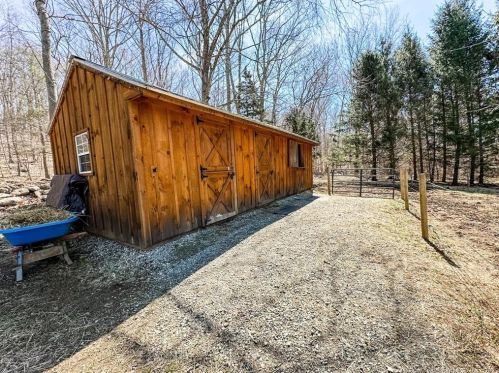 49 Bunny Rd, Norwich CT  06365-8705 exterior