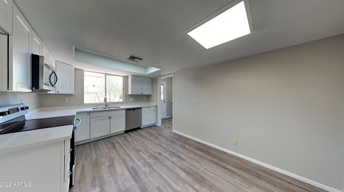 1723 Grandview St, Mesa AZ 85205-4223 exterior